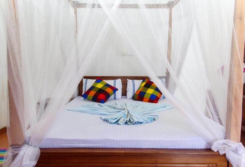 Hotel Pearl Resort Mirissa