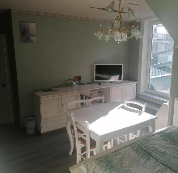 هتل Guest House Krista