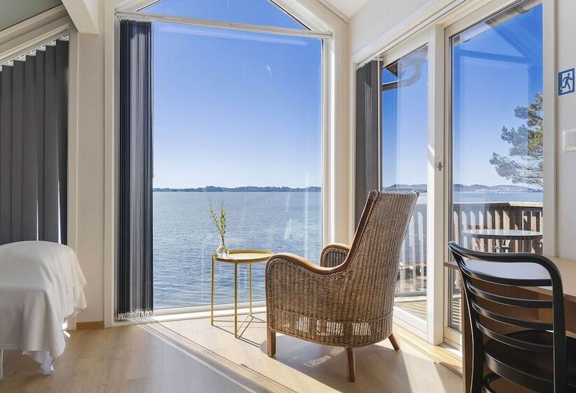 בית מלון כפרי åmøy Fjordferie