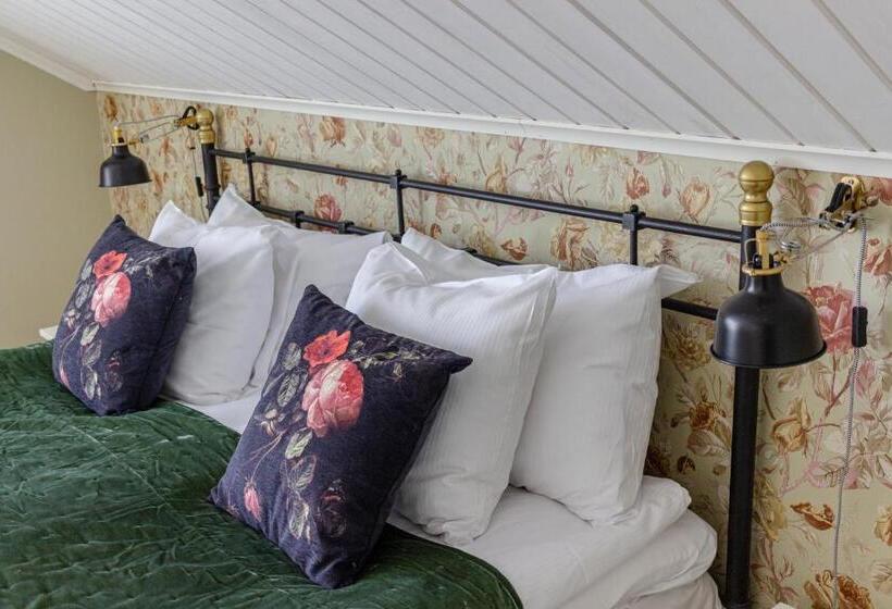 Rosenhill Bed & Breakfast