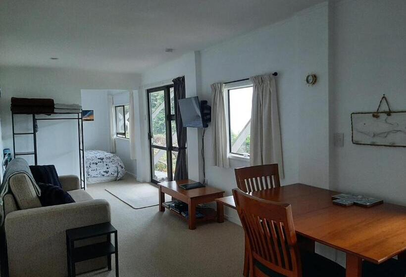 A Sea View B&b