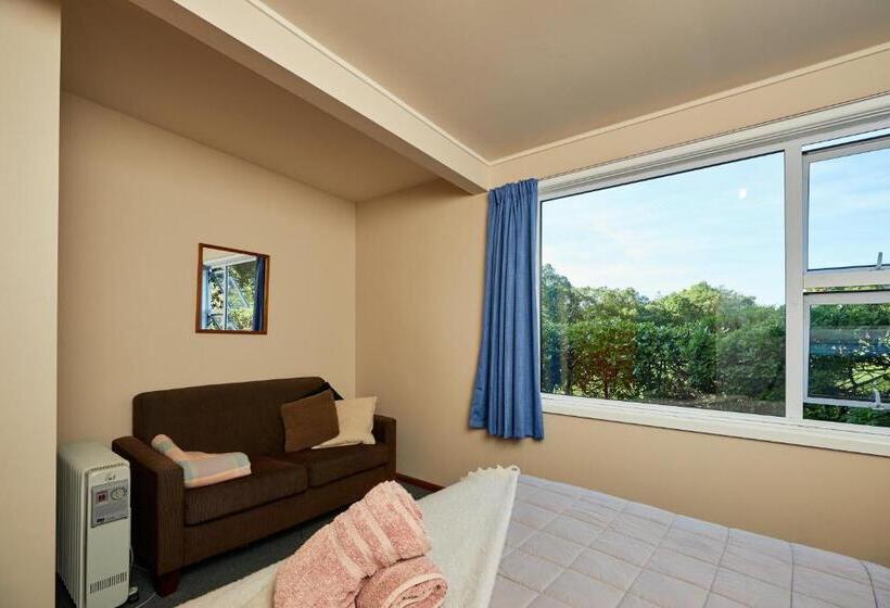 هاستل Dolphin Lodge