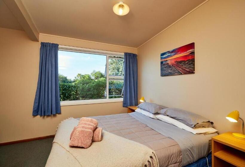 هاستل Dolphin Lodge