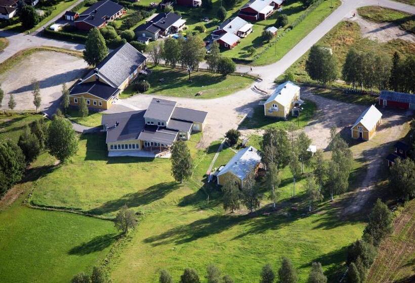 هاستل Storstrand Kursgård
