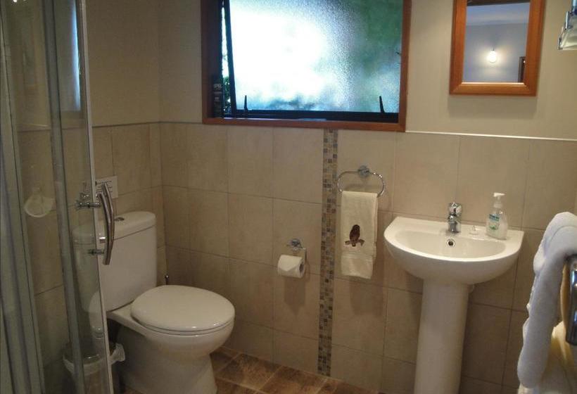 تختخواب و صبحانه Riverside Homestead