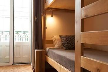 Marina Lounge Hostel
