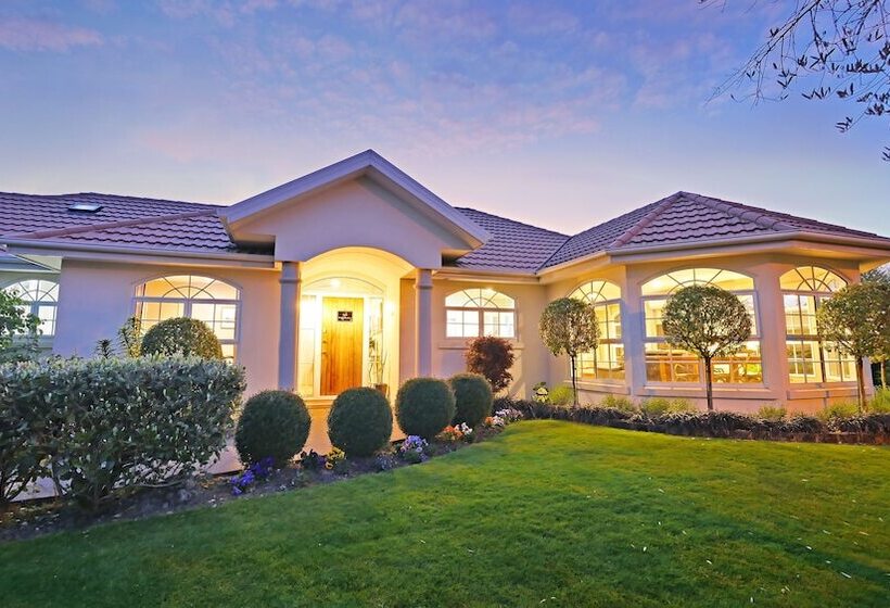 Olive House Bed And Breakfast