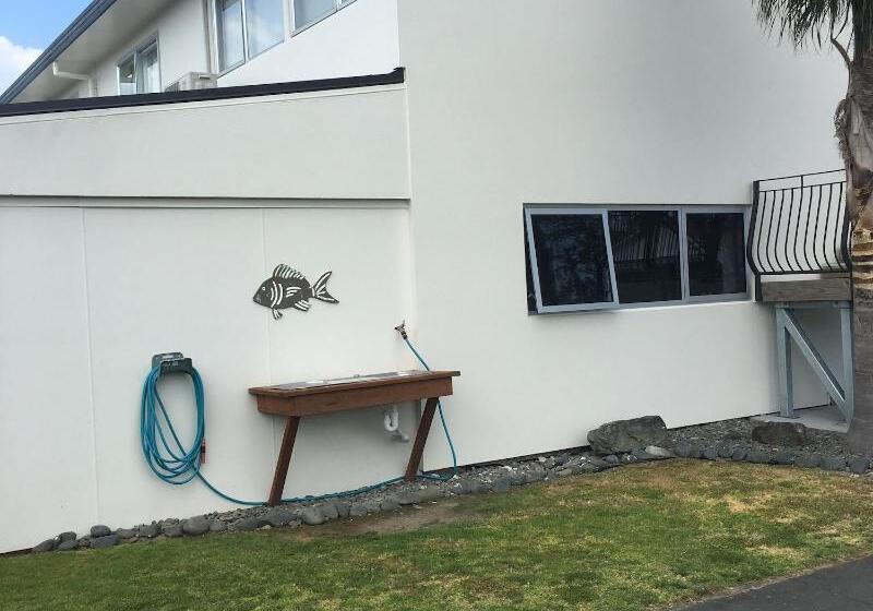 Palm Pacific Resort & Motel