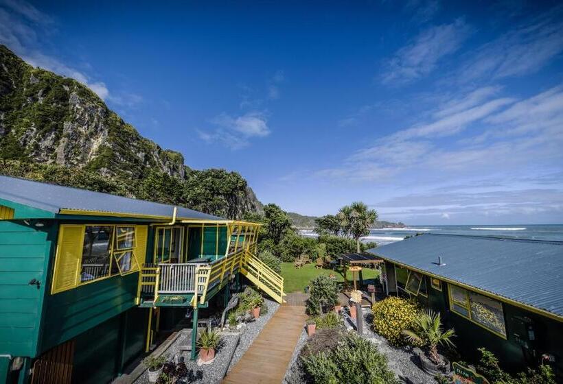 Punakaiki Beach Hostel