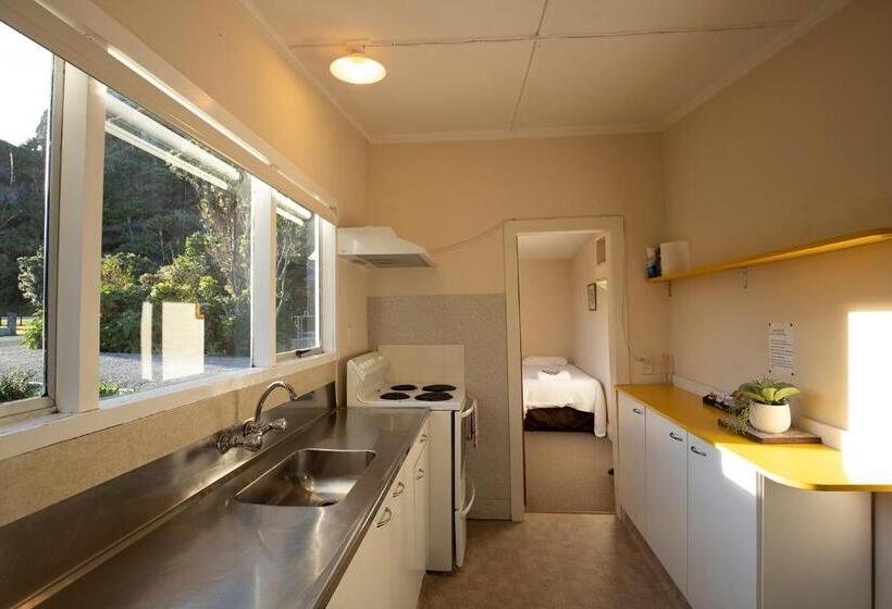 Punakaiki Beachfront Motels