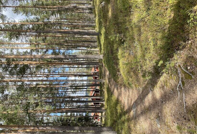 استراحتگاه L Moskogen