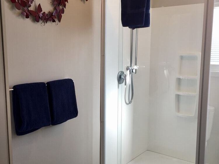 הוסטל Tripinn Motel & Share Accommodation