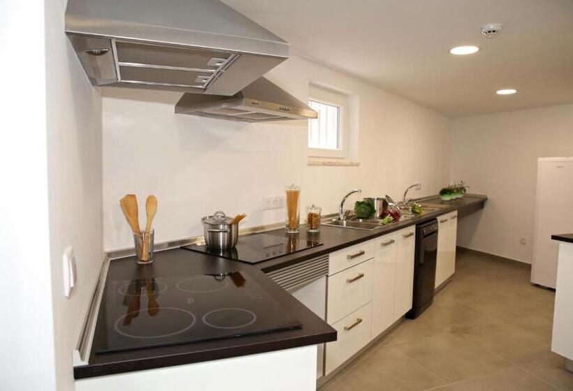 Zambeachouse Hostel Paradise