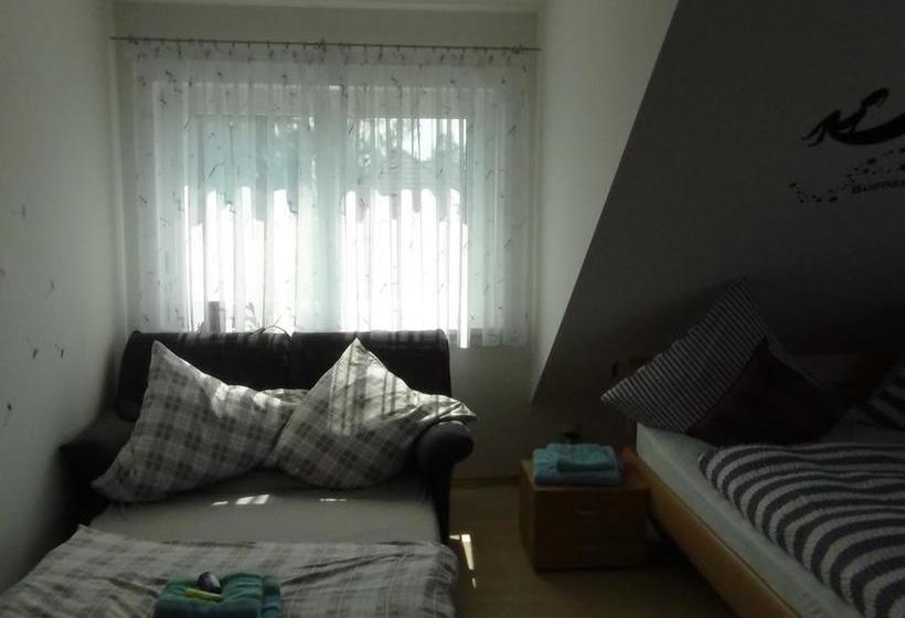 مبيت وإفطار Haus Erika Am Weg