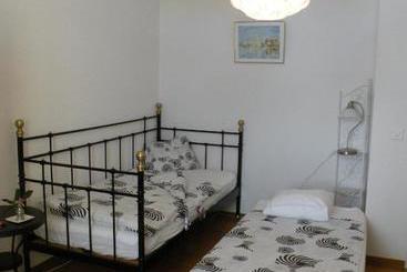 تختخواب و صبحانه Guest House   Maison D Hôtes Relais Des Saars