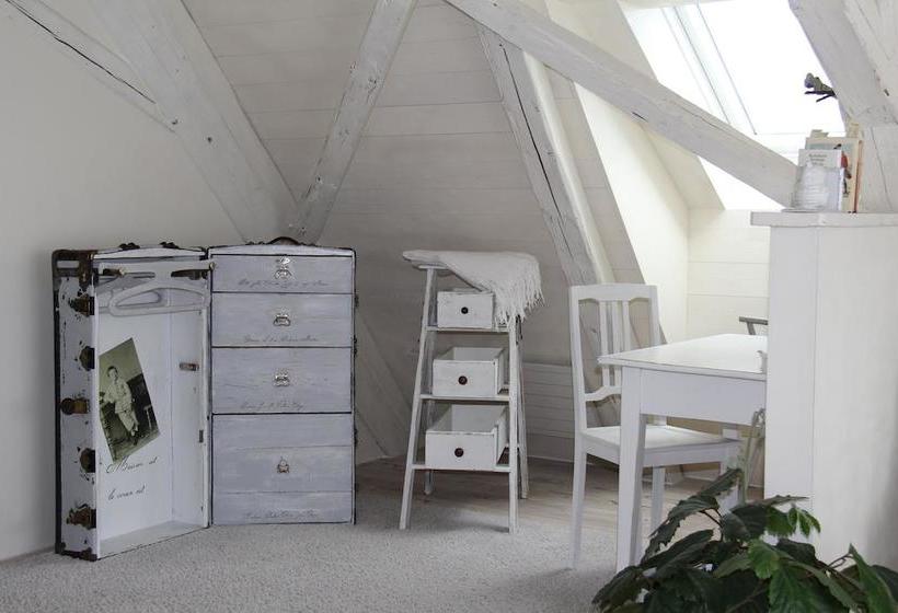 酒店 Bed And Breakfast Gantrisch Cottage Ferienzimmer
