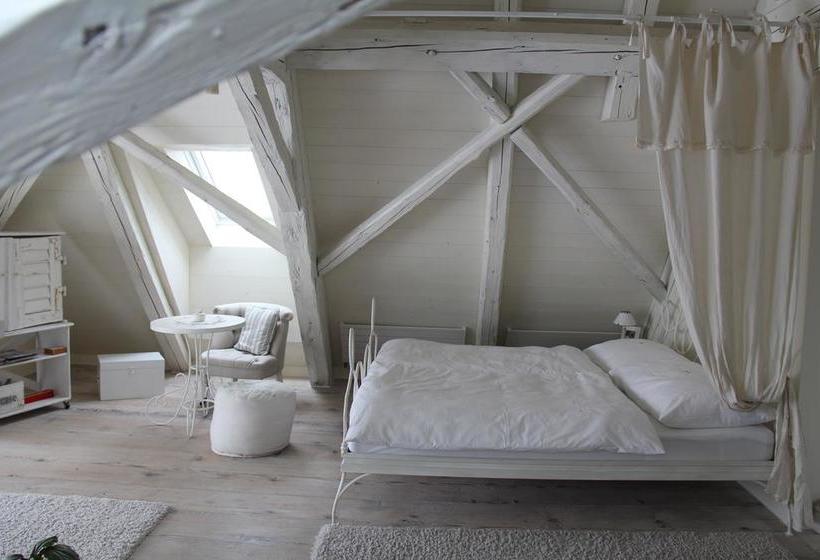 酒店 Bed And Breakfast Gantrisch Cottage Ferienzimmer