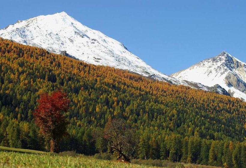 ホテル Chavalatsch