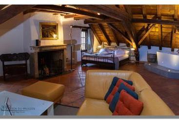 هتل Hôtel La Maison Du Prussien