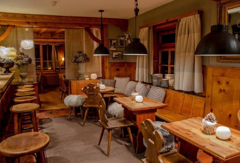 فندق Hôtel Le Grand Chalet Favre
