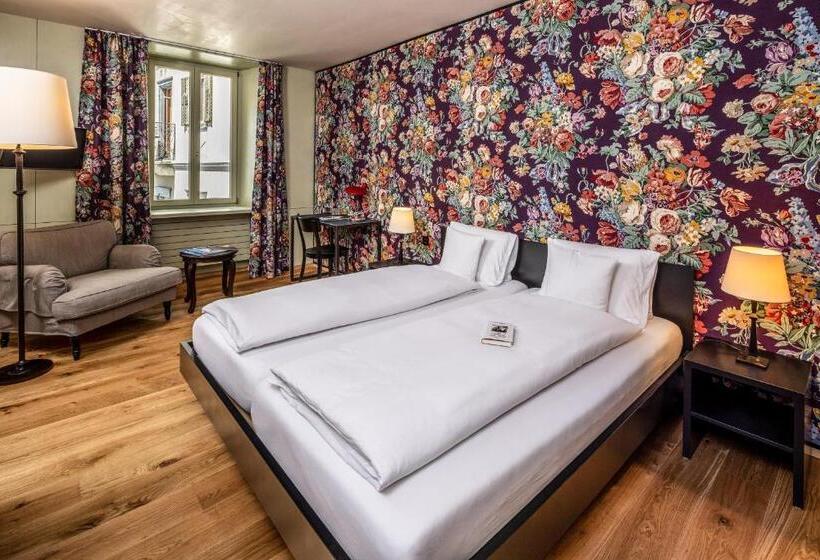 ホテル Pensiun Aldier