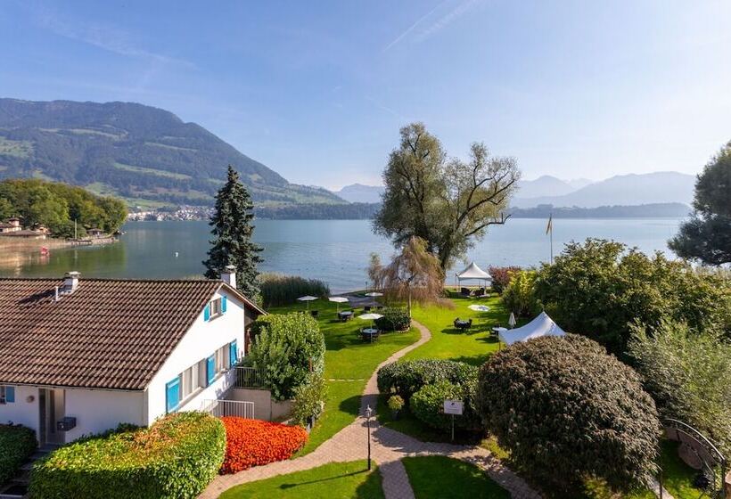 Swiss Chalet Merlischachen   Romantik Schloss Hotel Am See