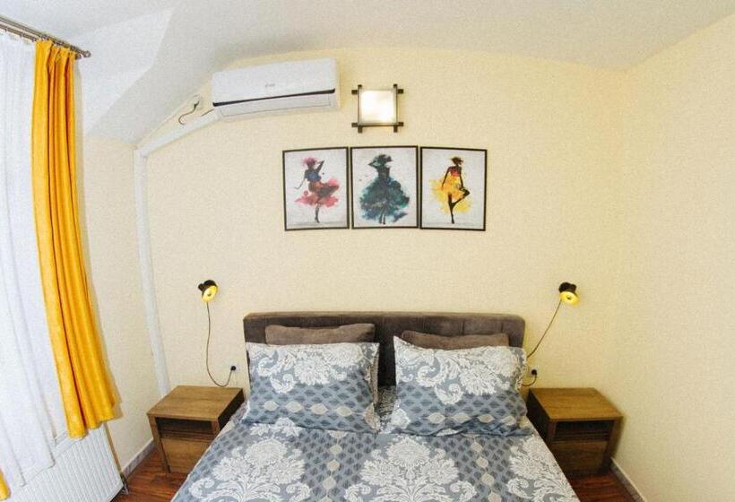 تختخواب و صبحانه Kronić Palace