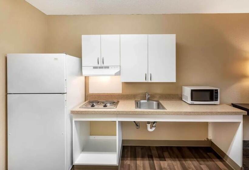 בית מלון כפרי Relax Suites Extended Stay   La Mirada