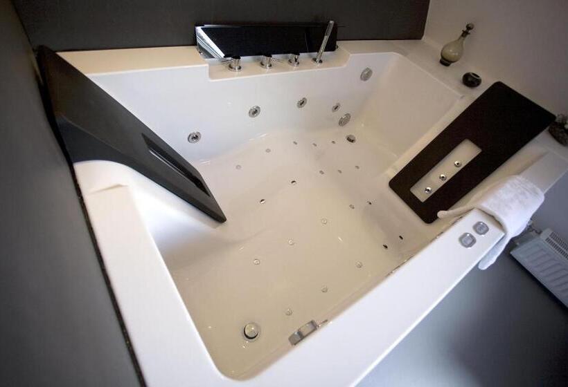 مبيت وإفطار De Vijf Suites