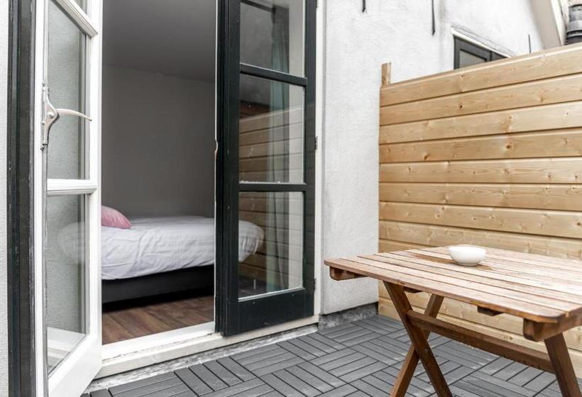 تختخواب و صبحانه 1001 Nights Boutique Lofts