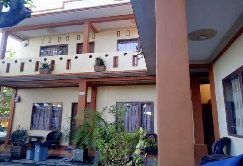 فندق Oyo 93912 Kost Takalar