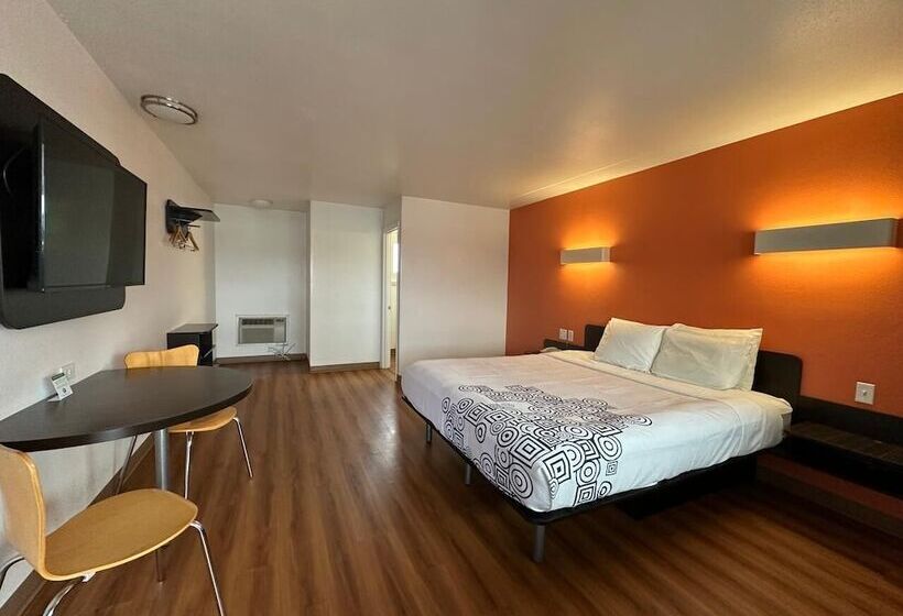 汽车旅馆  Beachside Inn