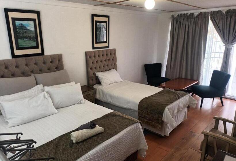 ペンション Mrakes Guesthouse