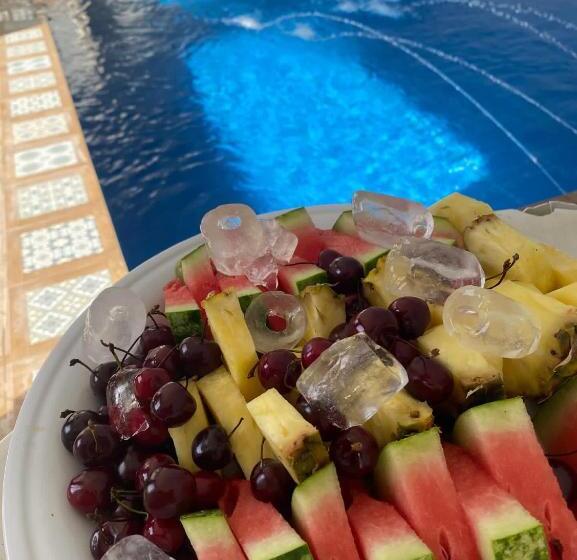 فندق صغير شاليه غزال Ghazal Chalet