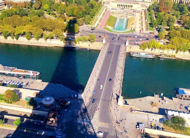 פנסיון La Campagne à Paris