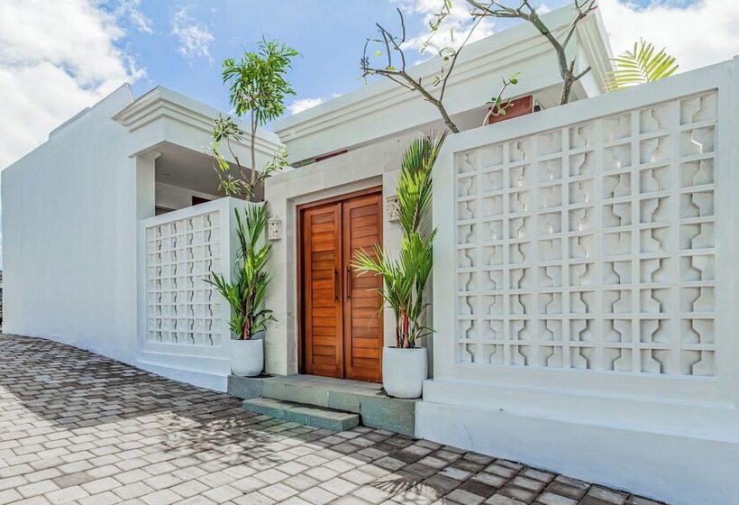 Отель Belvilla Hii Inn Garuda Wisnu
