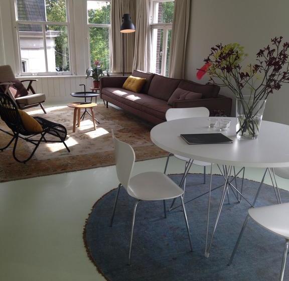 צימר Miauw Suites, Canal View City Centre