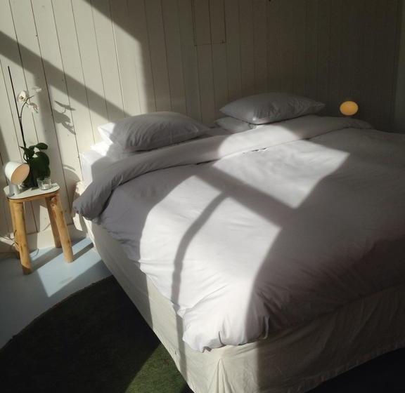 צימר Miauw Suites, Canal View City Centre