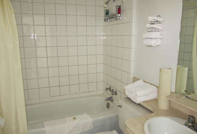 Camelot Court Motel