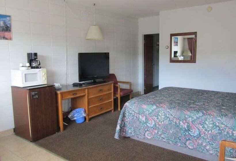 Camelot Court Motel