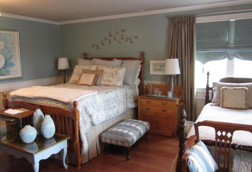 Casa Breeze B & B