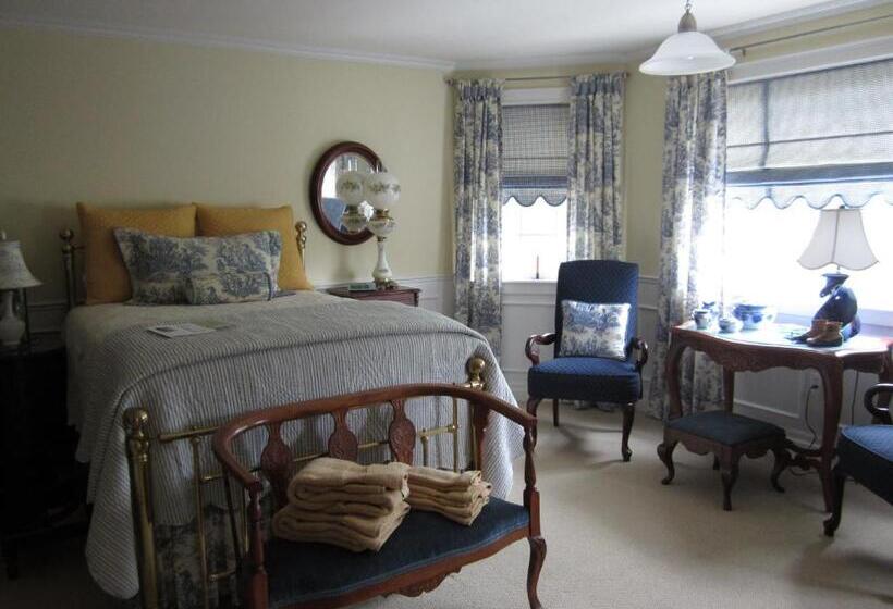 Casa Breeze B & B