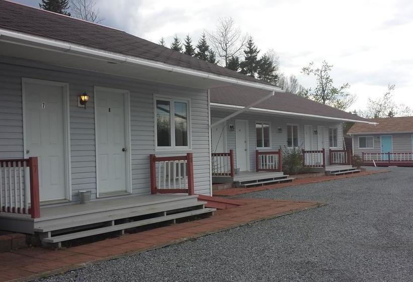 Grove Motel