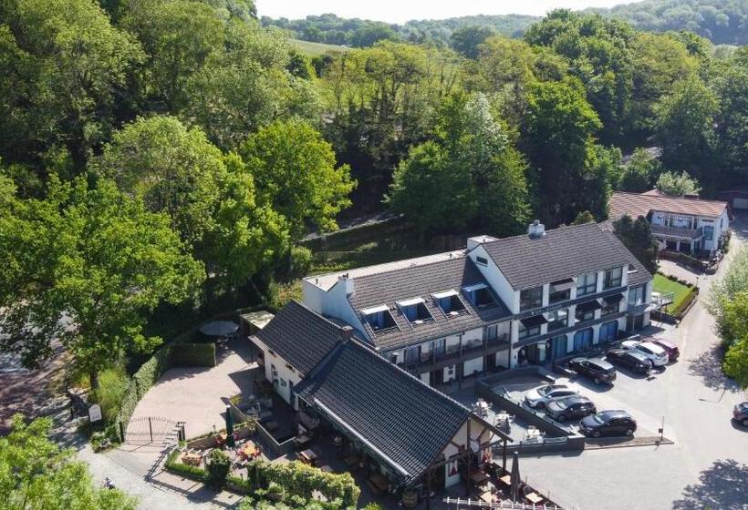 Hof Van Slenaken   Hotel & Apartments