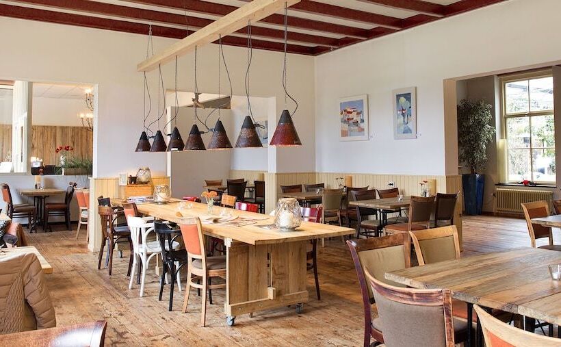 فندق De Oorsprong