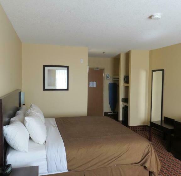 فندق Poplar Tree Inn