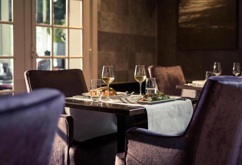 هتل Restaurant De Wolfsberg