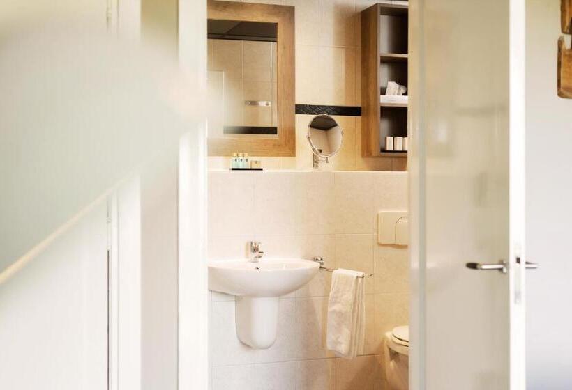 هتل Restaurant De Wolfsberg