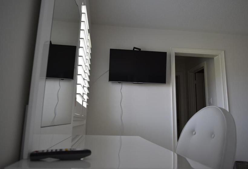 Markham Hostel