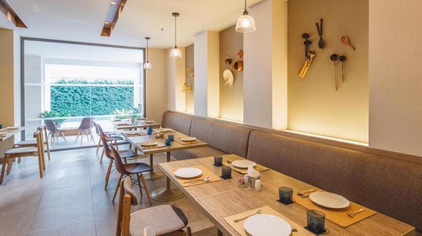 Clef Hotel Bangkok